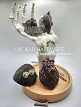 Load image into Gallery viewer, UNDEAD HARDWARE - IRON LIONS HEAD ~ LEO (4 PACK)
