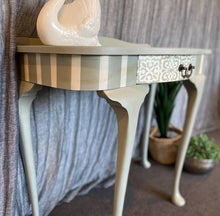 Load image into Gallery viewer, Stunning sage green Hall Table
