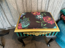 Load image into Gallery viewer, Piano Stool with attitude!
